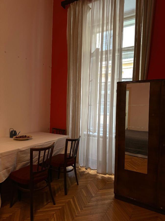 Old Town Apart Apartamento Budapest Exterior foto