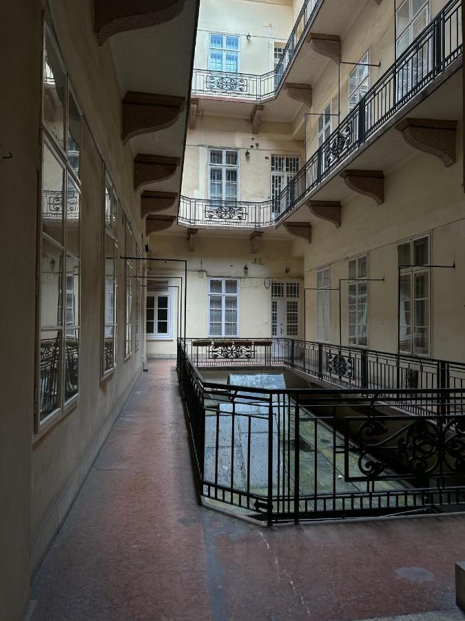 Old Town Apart Apartamento Budapest Exterior foto